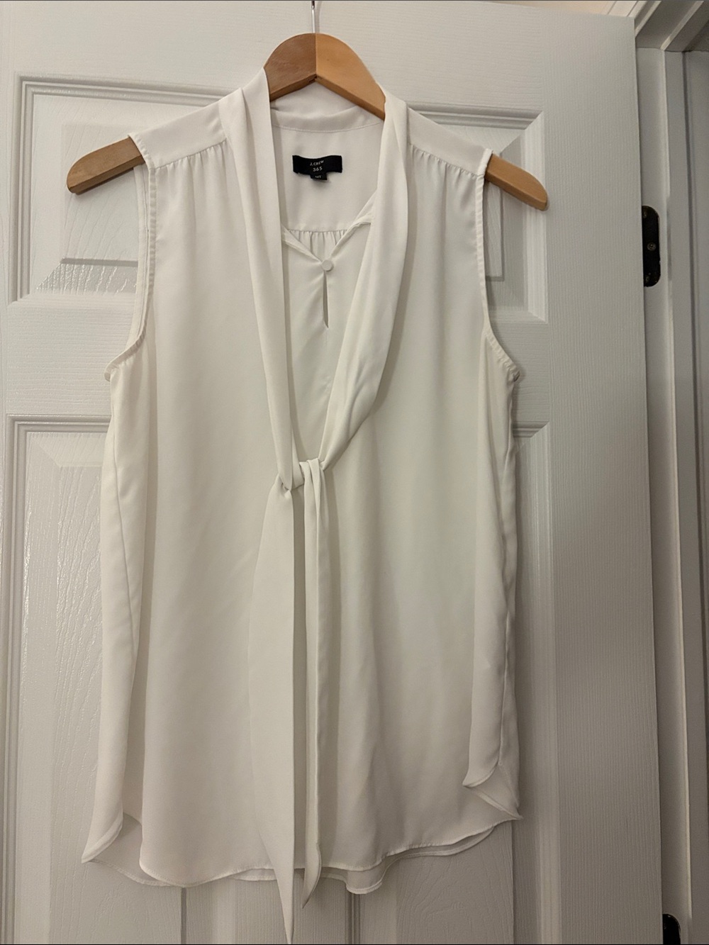 J. Crew 365 Sleeveless White Tie-Neck Shell